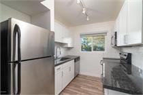 605 W Pierson St #12 - Photo 4 of 11