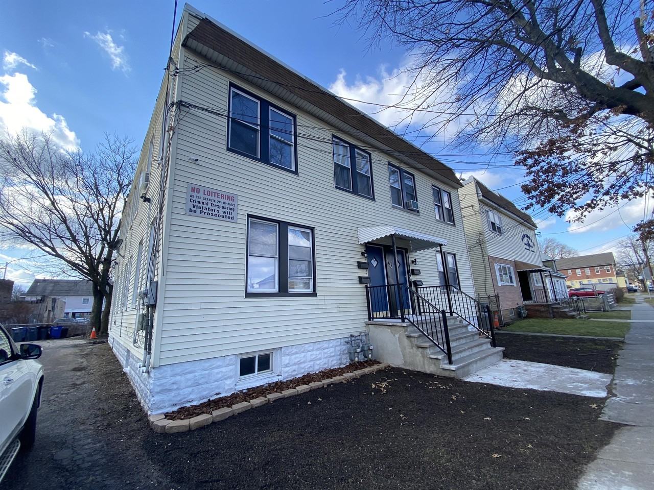 1212 Frank Street - 1 L #1LEFT - Photo 2 of 16