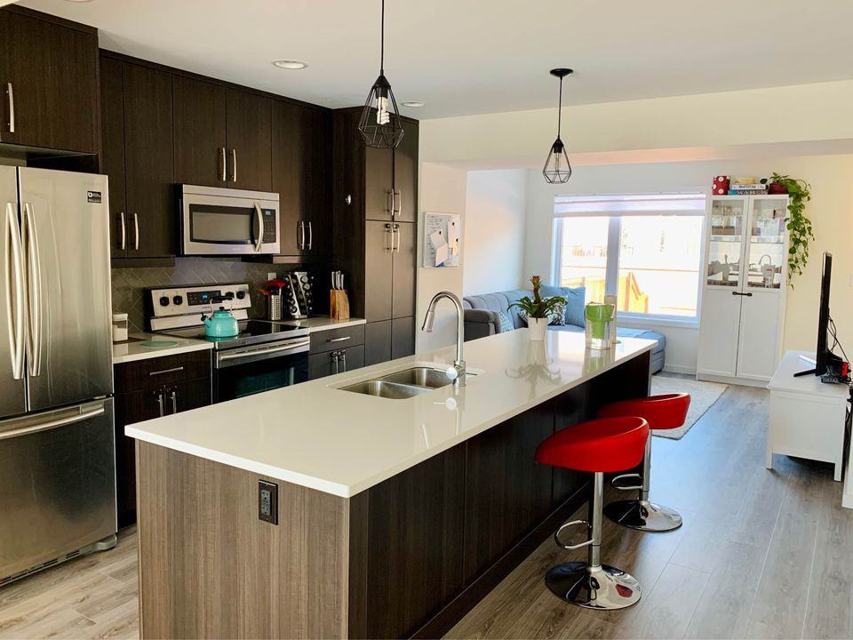 185 Peguis Street, Winnipeg, MB R2C 4M4 3 Bedroom Apartment for Rent