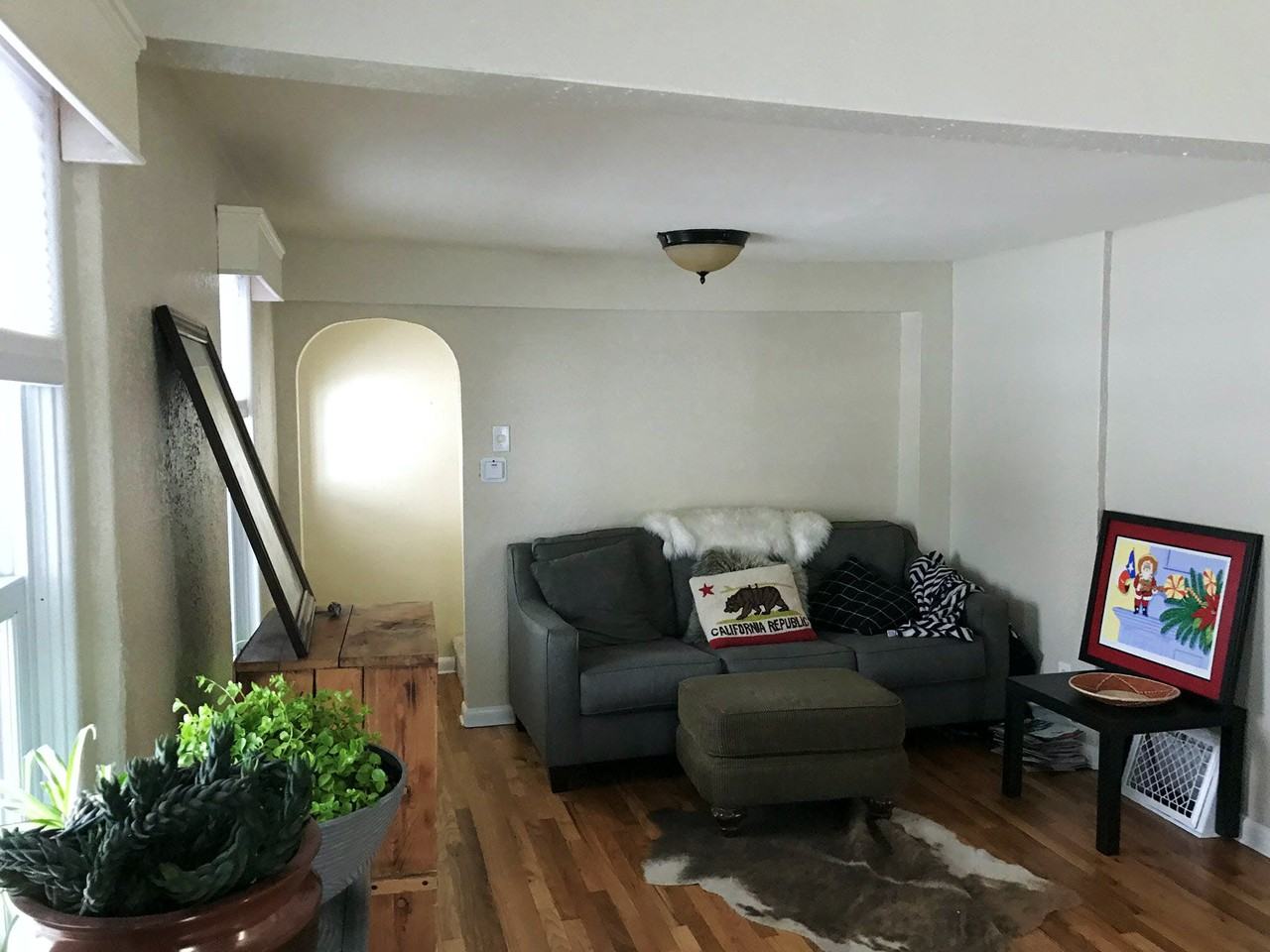 1164 S Logan St - Photo 2 of 14