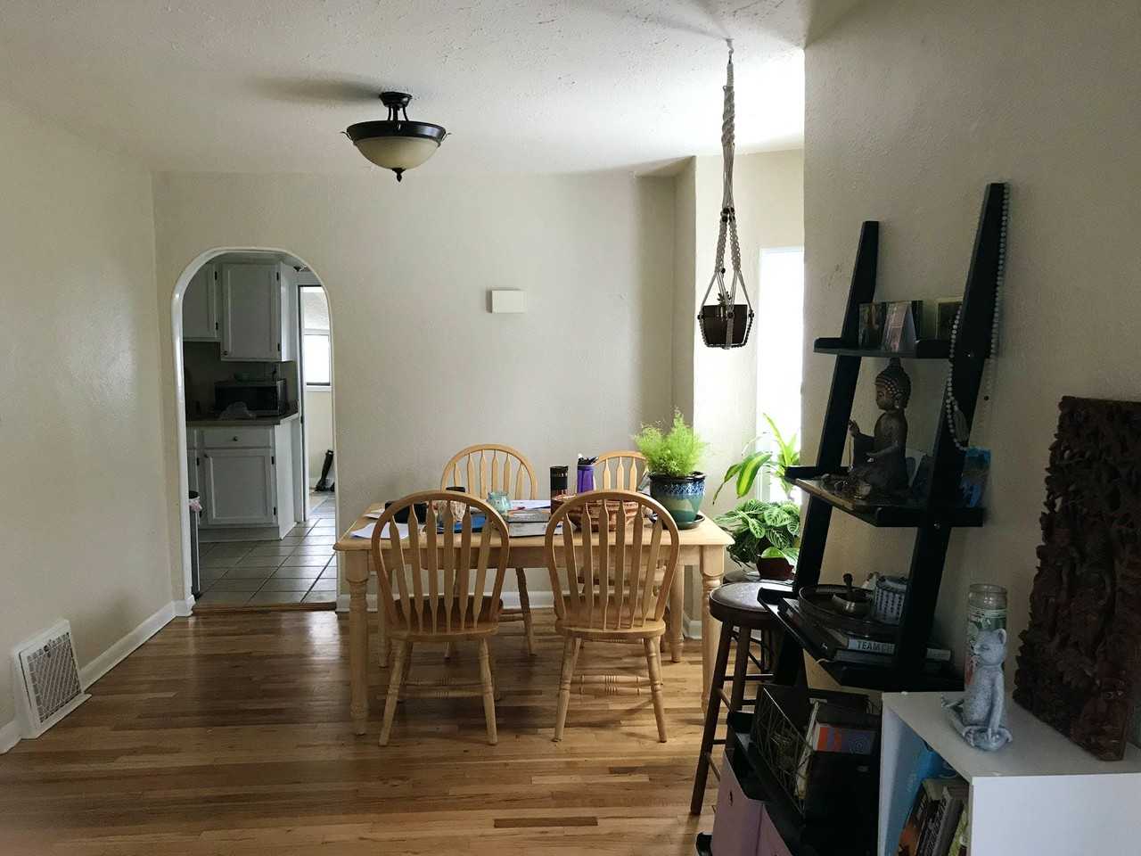 1164 S Logan St - Photo 3 of 14