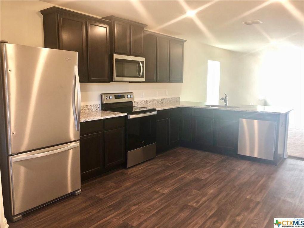 727 Wonderland Trl - Photo 3 of 12