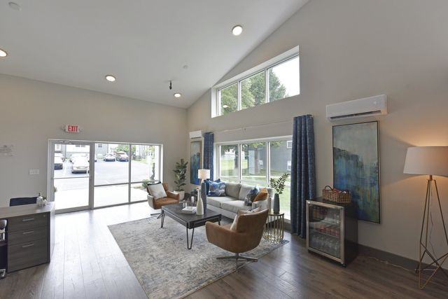 The Harper - Photo 4 of 41