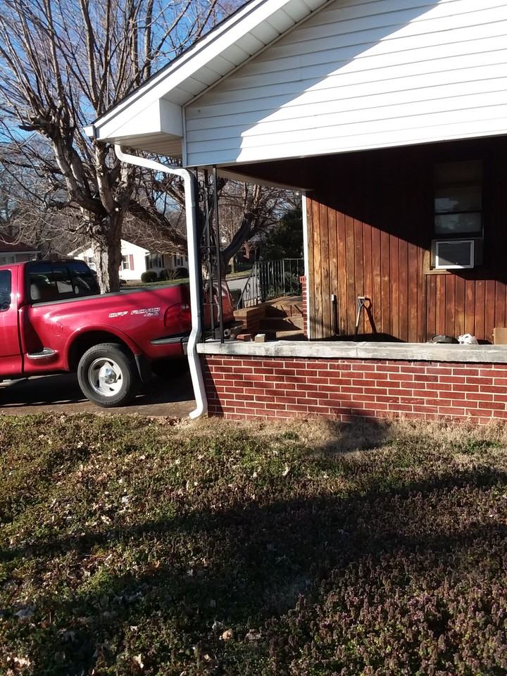 407 N Mccombs St #407 - Photo 2 of 9