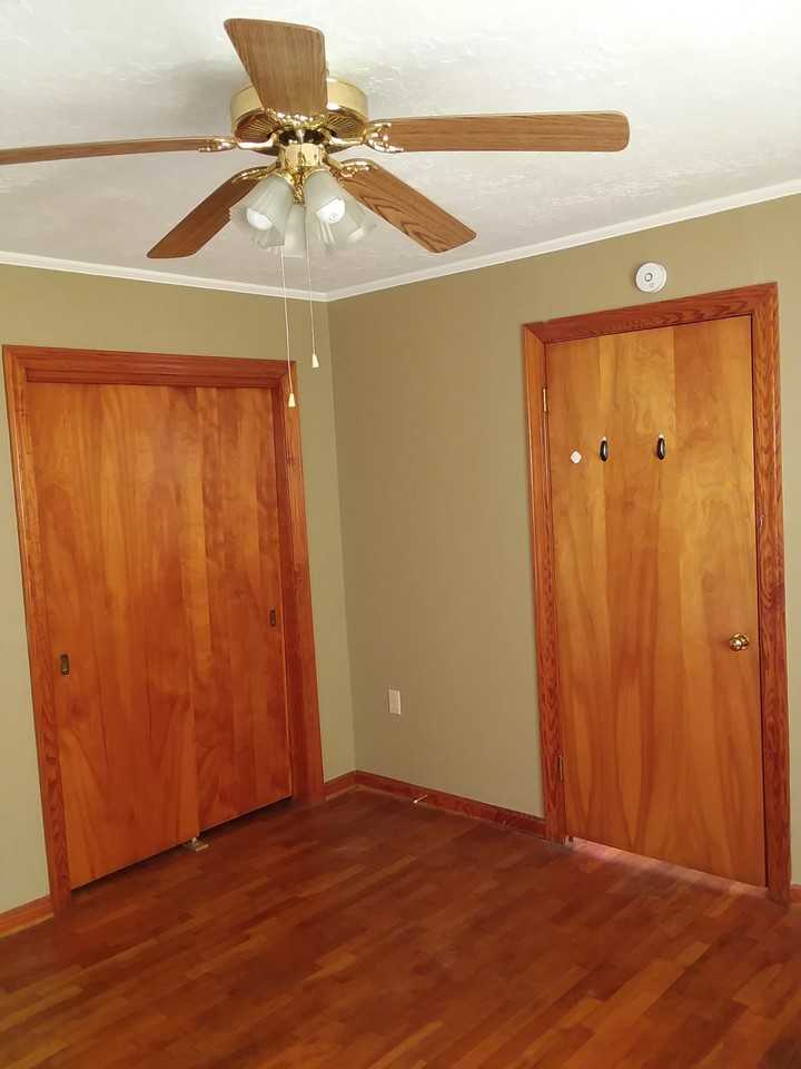407 N Mccombs St #407 - Photo 7 of 9