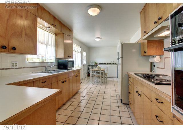 1937 W Lake St - Photo 3 of 10