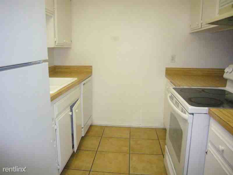 1052 1052 Del Mar Ave 6 - Photo 3 of 6