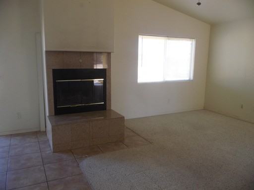 3681 Lexington Ave - Photo 3 of 11