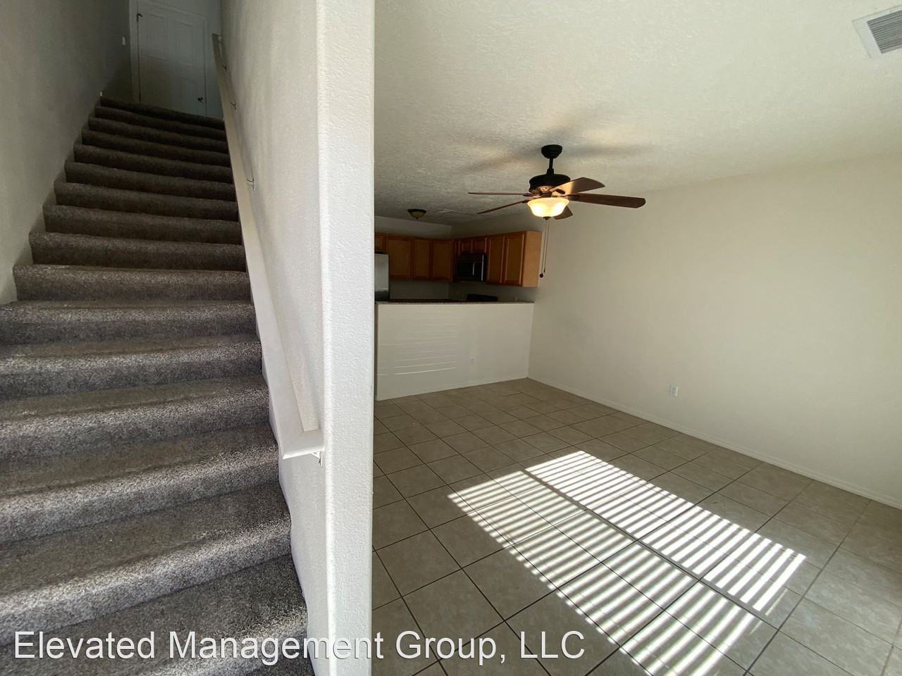 206 San Clemente NW - Photo 2 of 18