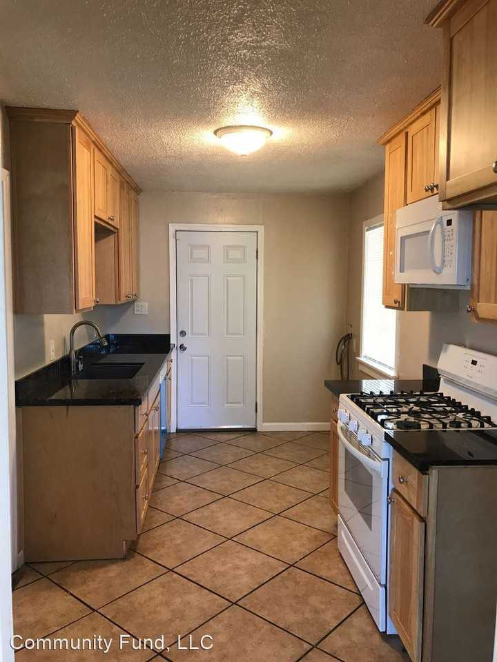 228 Makin Rd - Photo 3 of 22