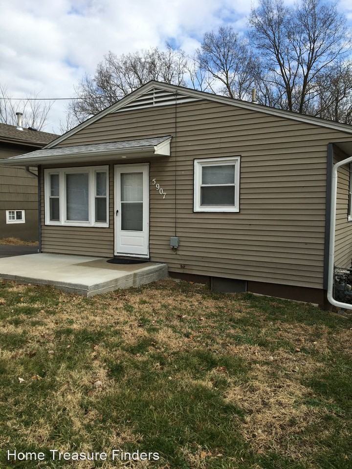 5907 Jackson Ave - Photo 3 of 11