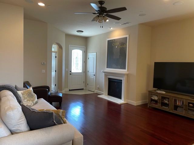 7072 Orchard Cir - Photo 2 of 15