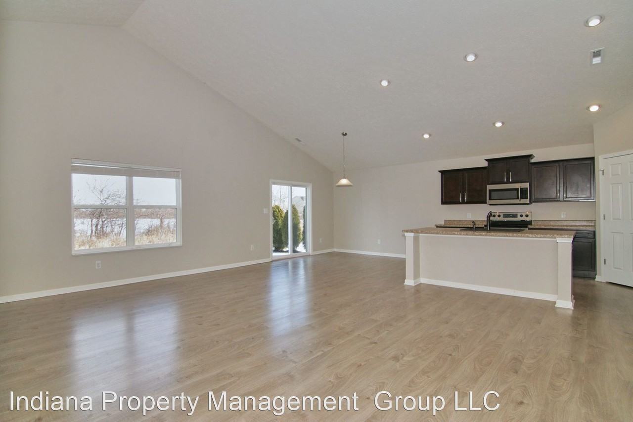 10010 Jenna Ln - Photo 2 of 21