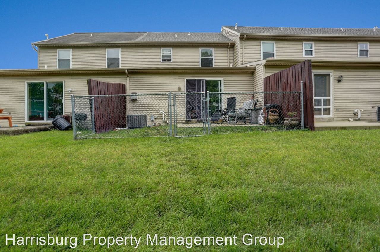 114 Spruce Ct - Photo 3 of 21