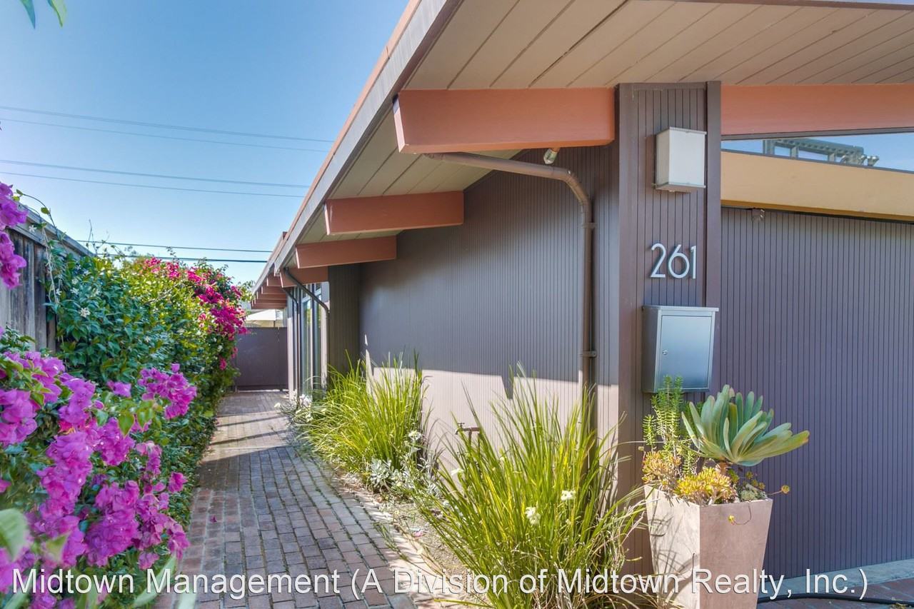 261 Creekside Dr - Photo 3 of 13