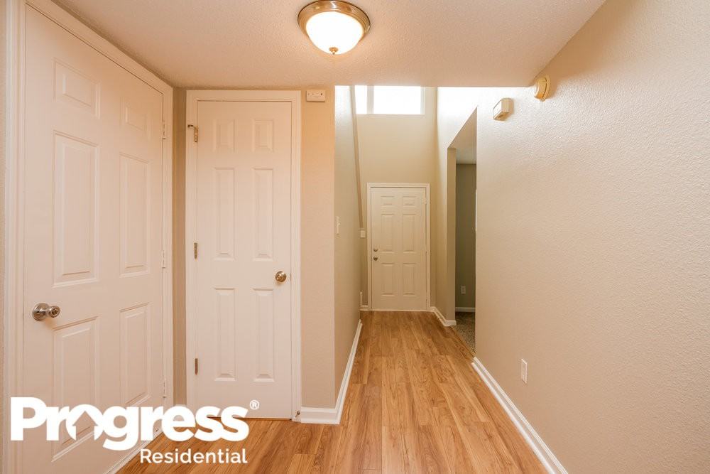 1163 Chestnut Ln - Photo 2 of 16