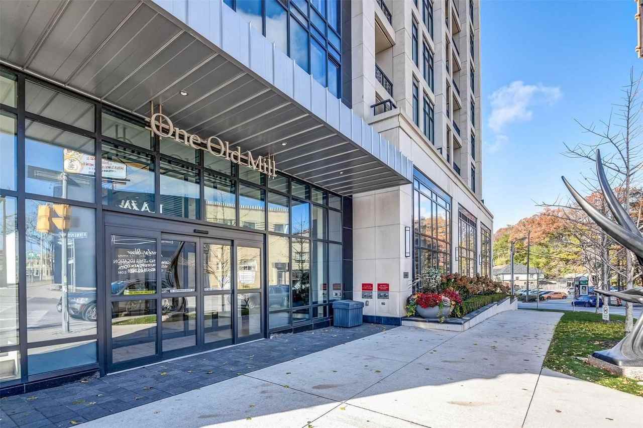1 Old Mill Dr 1108, Toronto 1 Old Mill Dr 1108, Toronto, ON M6S 0A1 1