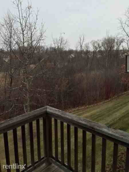 119 Vista Dr S - Photo 2 of 10