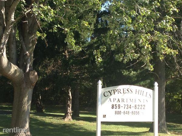 MOVE IN SPECIAL - Photo 2 of 3