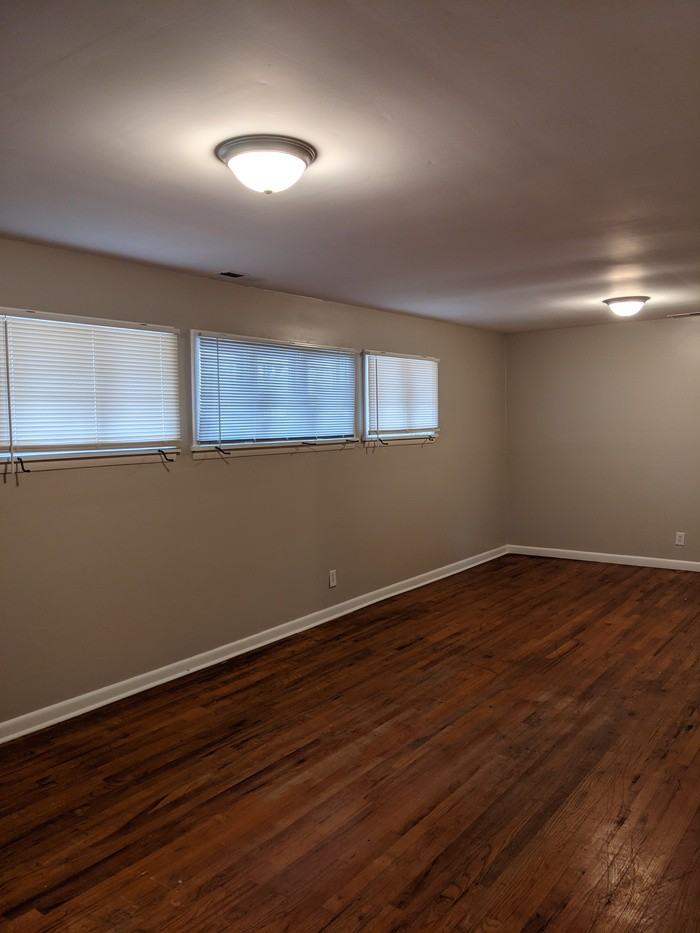 3706 Lakewood Dr Nw - Photo 3 of 11