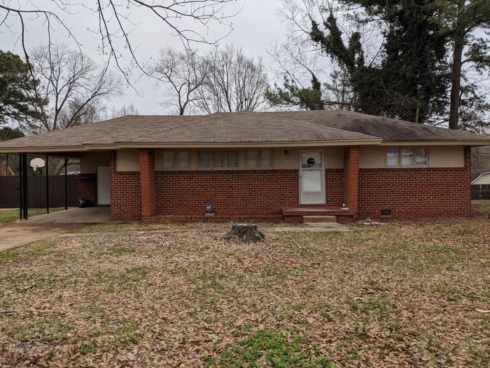 3706 Lakewood Dr Nw - Photo 2 of 11