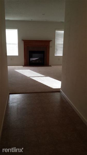 12815 Braveheart Dr - Photo 3 of 10