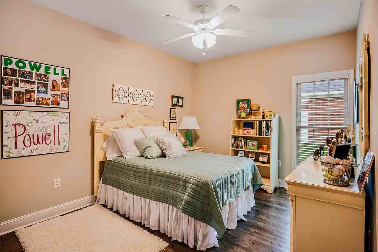 41 Grove Cir #1 - Photo 6 of 35
