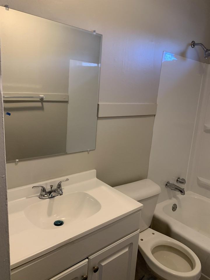 317 Morris St #1 - Photo 7 of 10