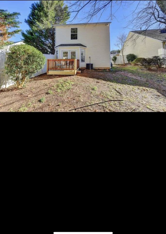 3345 Jones Ferry Ln - Photo 2 of 32