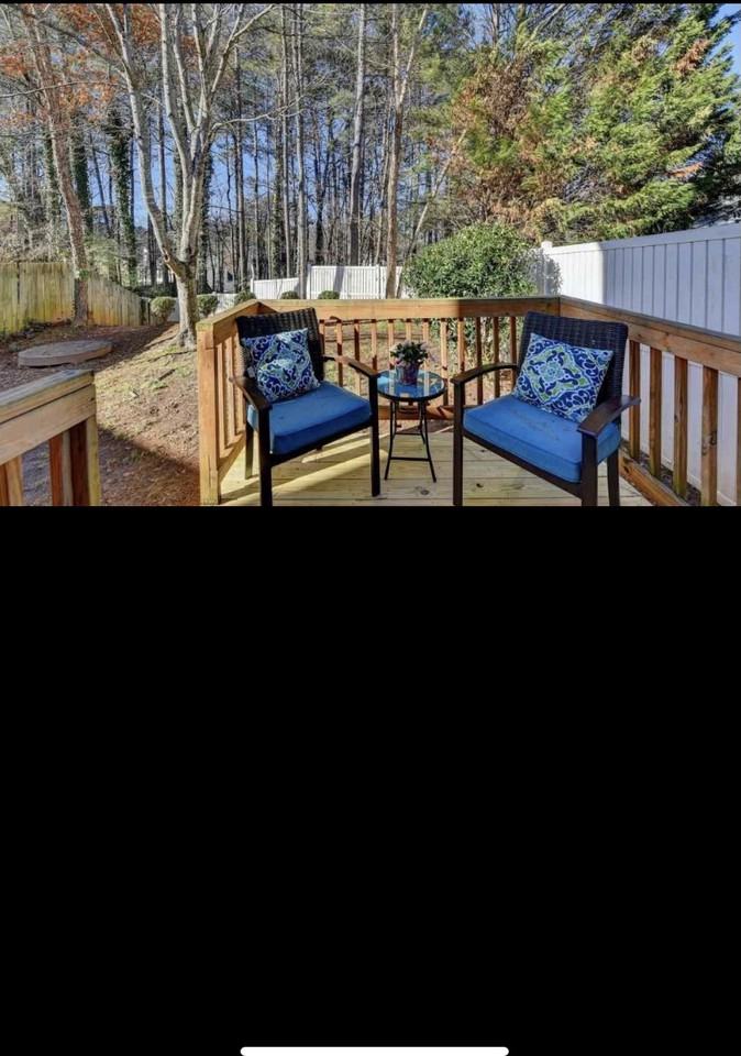 3345 Jones Ferry Ln - Photo 3 of 32