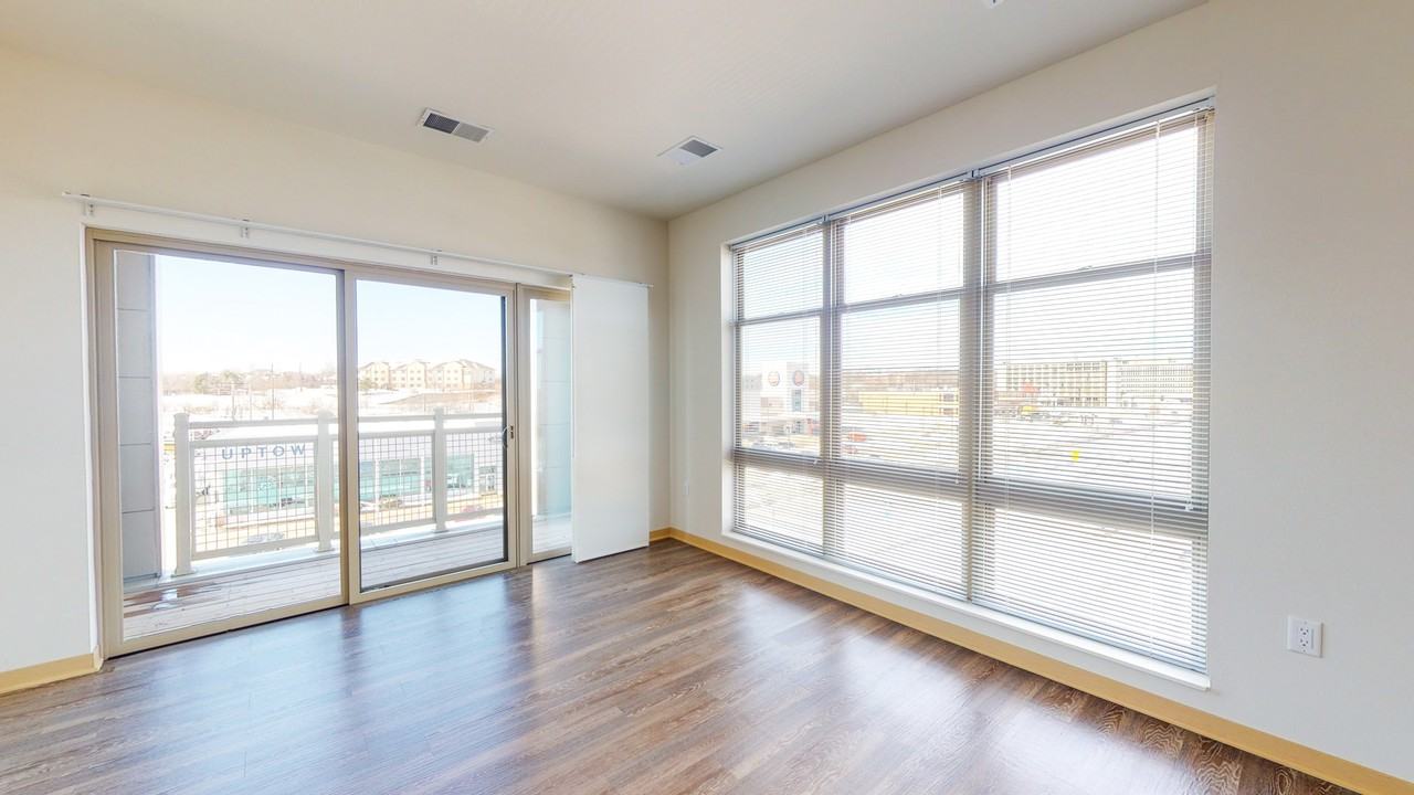 The 2100 Urban Residence - Photo 4 of 49