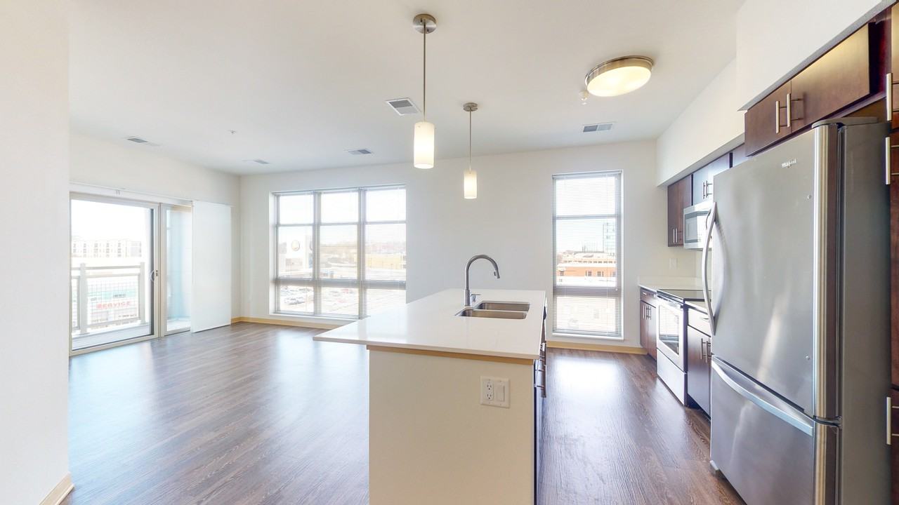 The 2100 Urban Residence - Photo 6 of 49