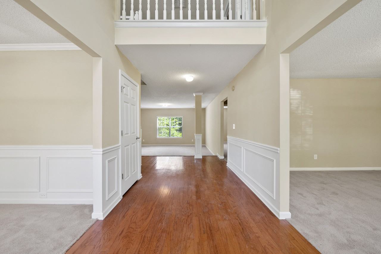 1152 Steppingstone Lane #1 - Photo 3 of 36