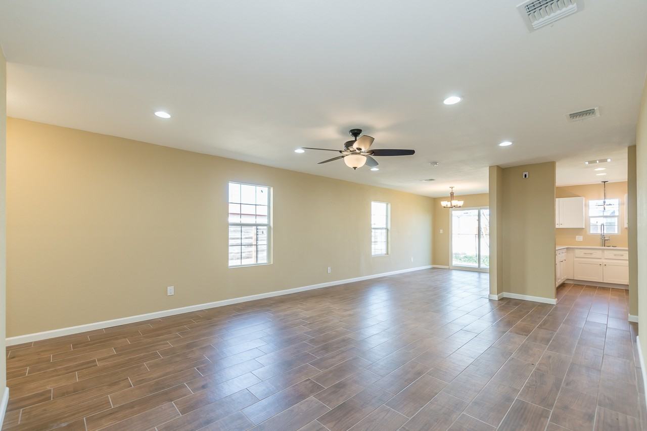 3648 Candlehill #1 - Photo 2 of 21