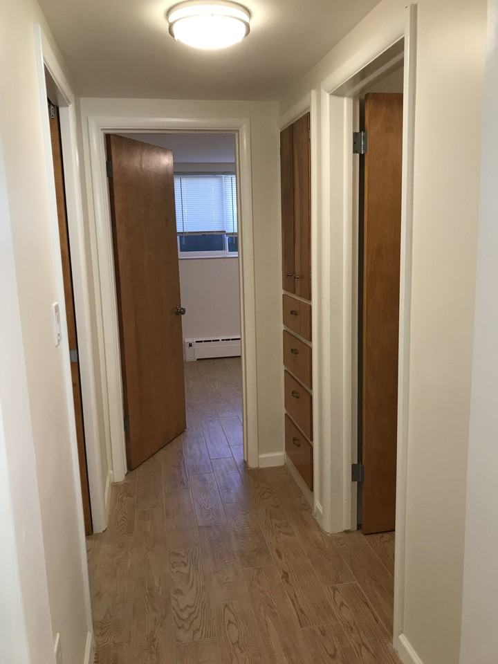 975 West 300 North - Photo 3 of 17