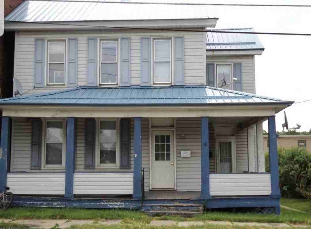 711 Front St Cresson Apartments 711 Front Street 2nd Floor, Cresson