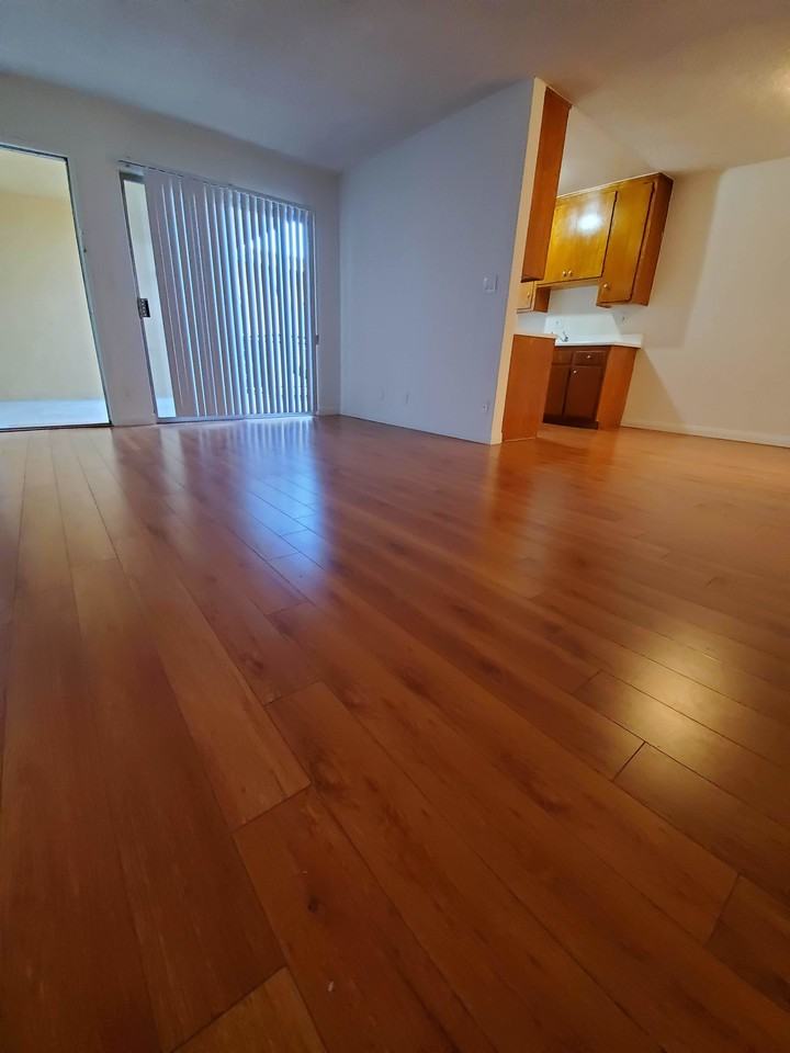 2000 Alberta Ave #14 - Photo 3 of 8