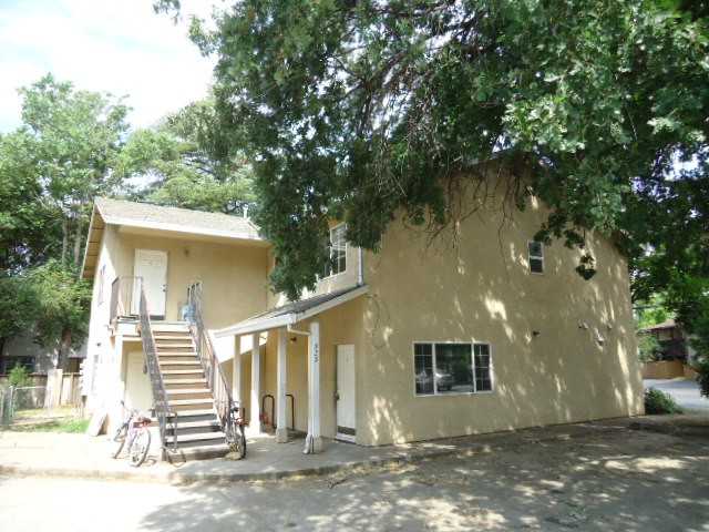 925 Oak Lawn Ave #2 - Photo 2 of 3