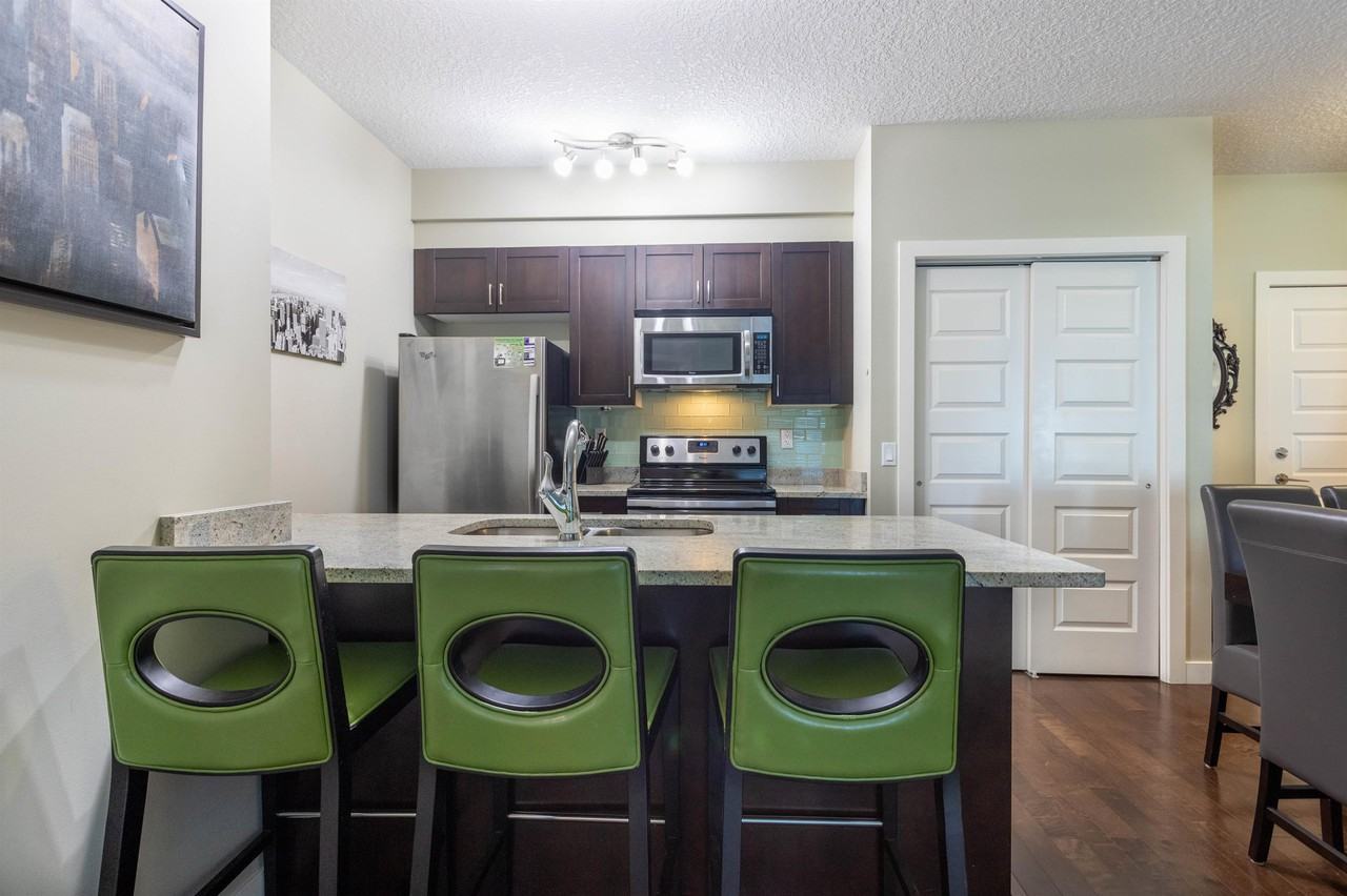 210 Edmonton Street #210 - Photo 4 of 35