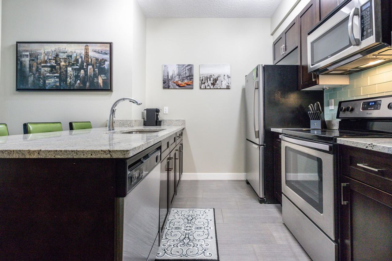 210 Edmonton Street #210 - Photo 6 of 35