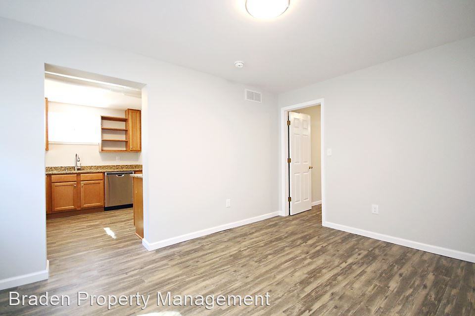 1302 Belleview Ave #B - Photo 2 of 11