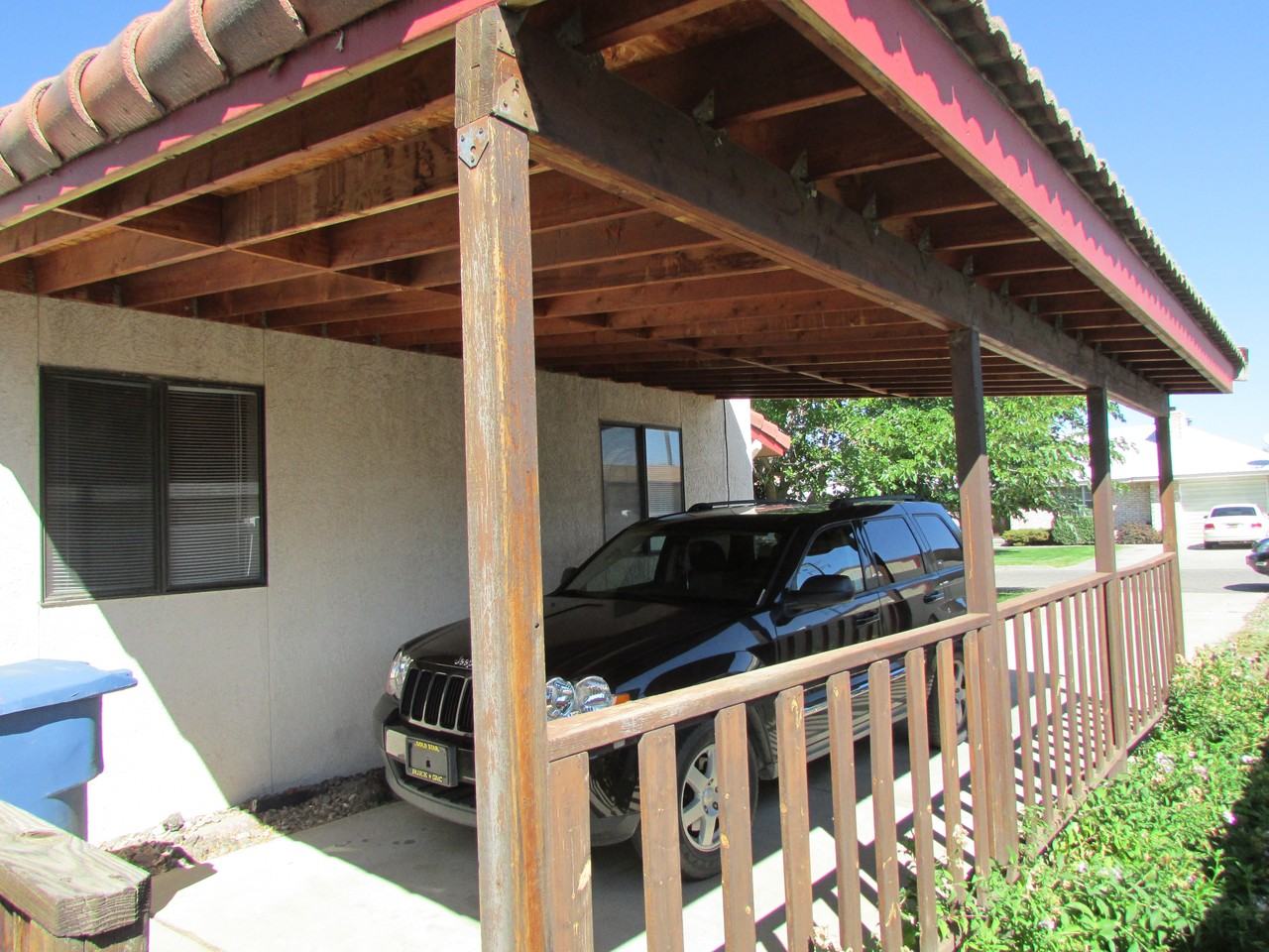 1007 River Cir Dr - Photo 3 of 13