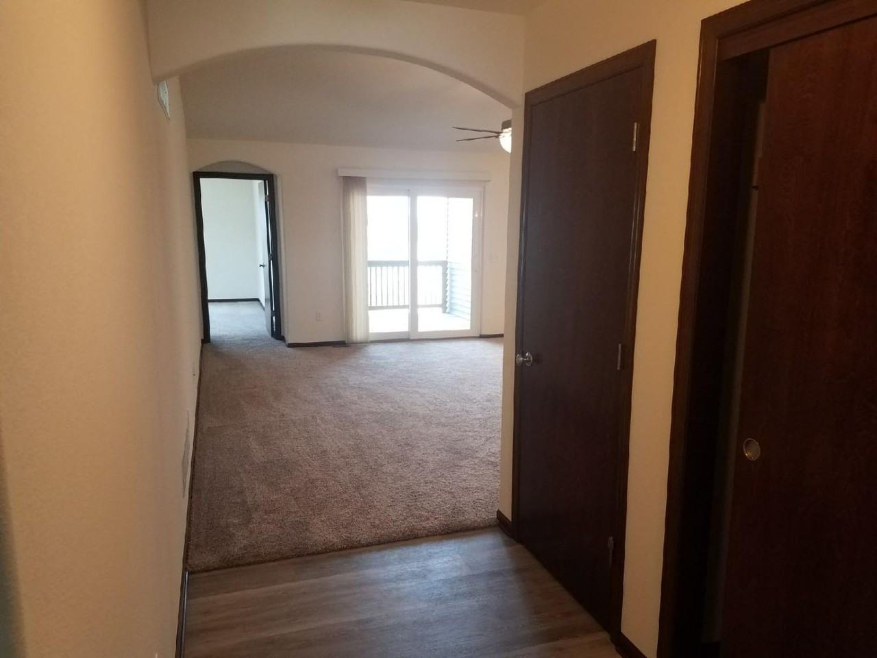 124 Villa Ct - Photo 2 of 21