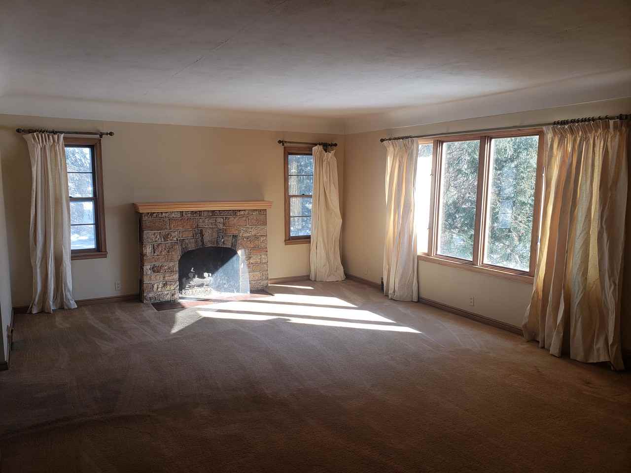 5566 145th St N - Photo 2 of 16