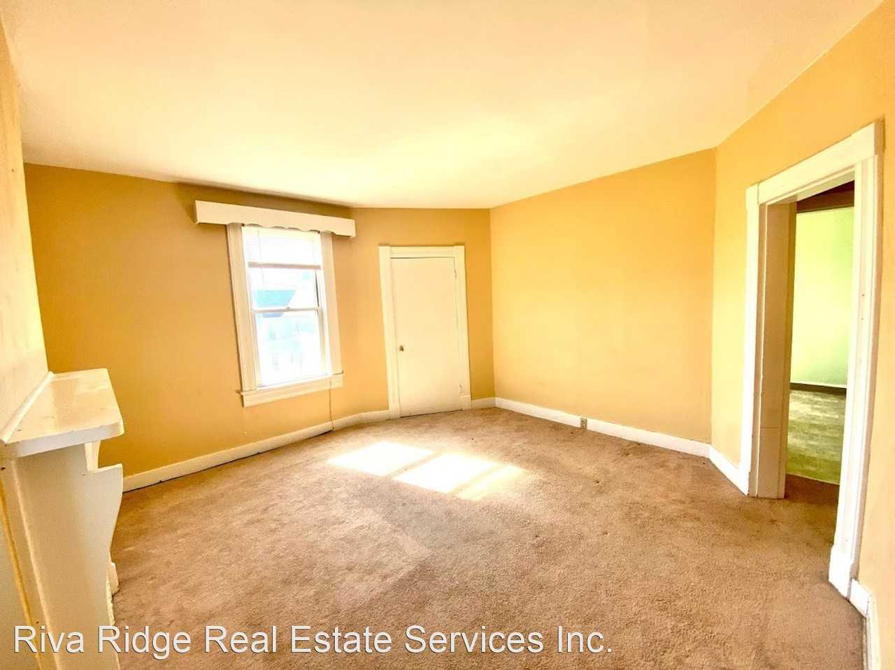 32 Chapman St #1 - Photo 2 of 9