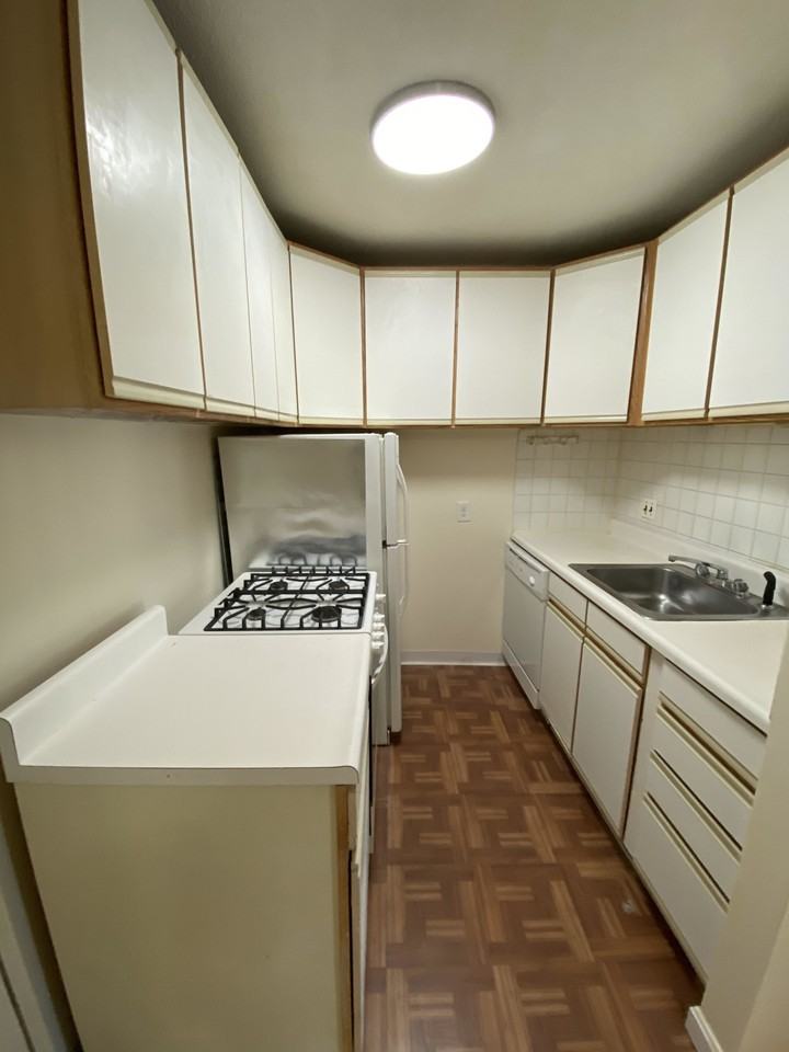 Kenrick - Photo 3 of 17