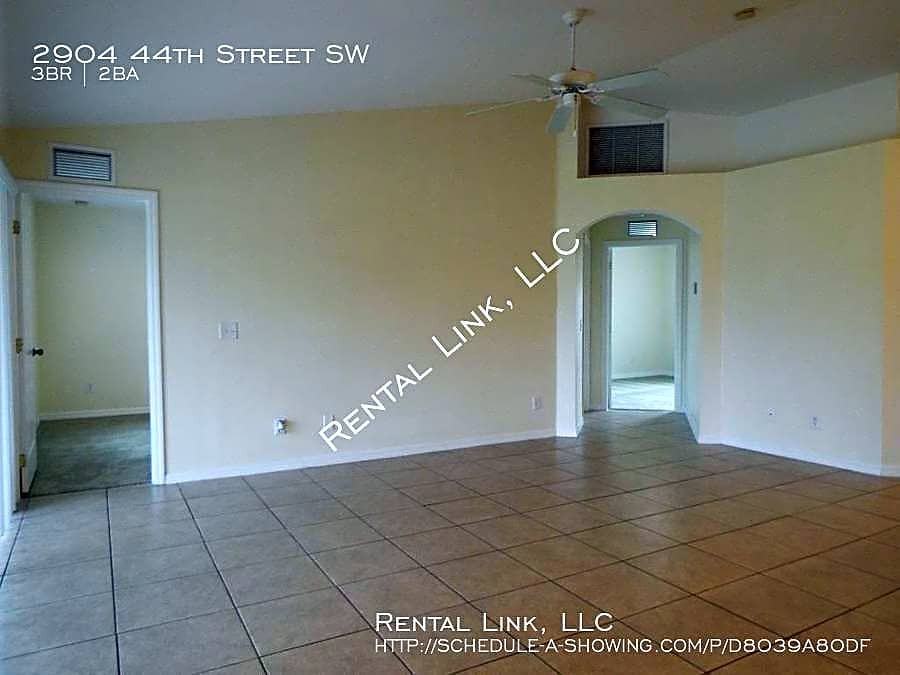 2904 44th St Sw - Photo 2 of 20
