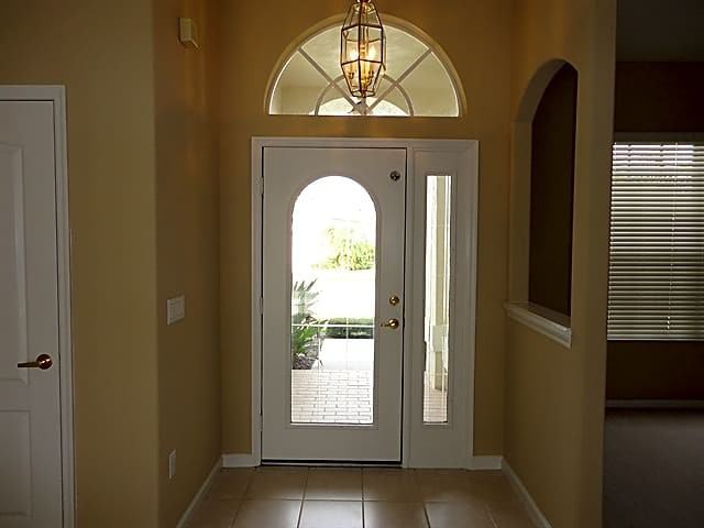 13712 Lakes Way - Photo 2 of 20