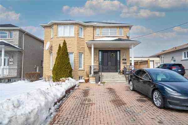 38 Marcia Avenue - Photo 3 of 39