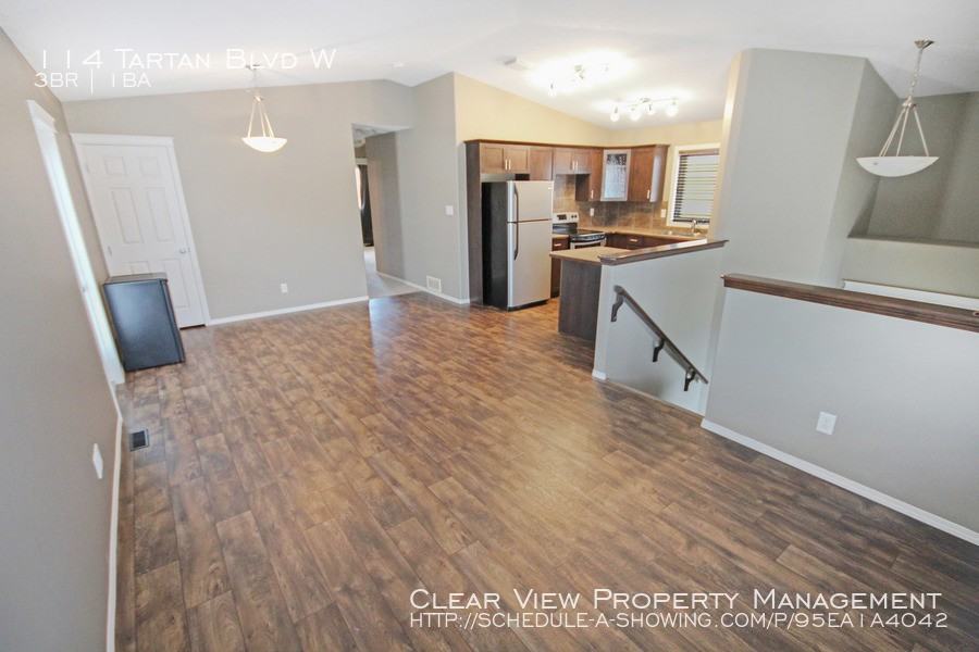 114 Tartan Blvd W - Photo 3 of 10